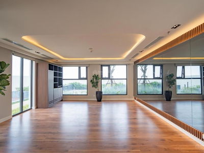 Swan Bay, Vietnam Swan Bay, Vietnam