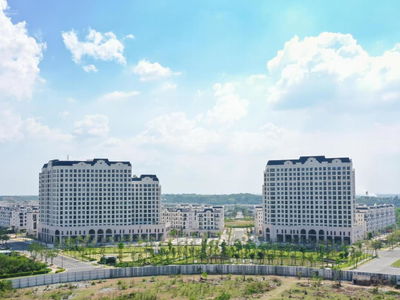 Swan Bay, Vietnam Swan Bay, Vietnam