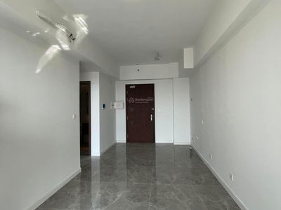 Swan Bay, Vietnam Swan Bay, Vietnam