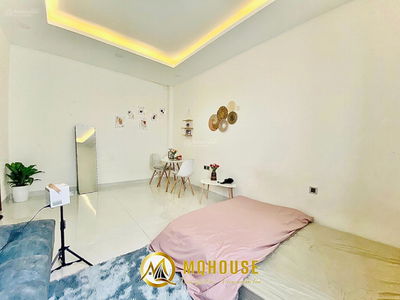 Le Van Sy Street, Vietnam Le Van Sy Street, Vietnam