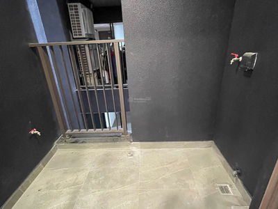 Green Diamond, Vietnam Green Diamond, Vietnam