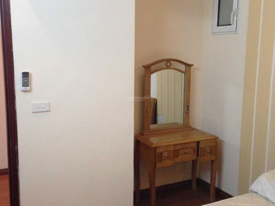 Hoang Cau Street, Vietnam Hoang Cau Street, Vietnam