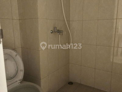 SPRING LAKE APARTMENT SUMMARECON BEKASI SPRING LAKE APARTMENT SUMMARECON BEKASI