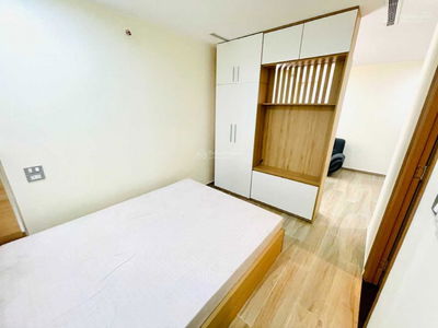 Le Thi Rieng Street, Vietnam Le Thi Rieng Street, Vietnam