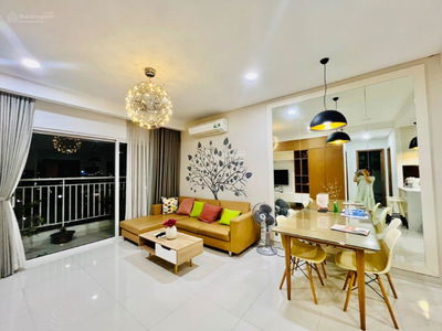 Sunrise City, Vietnam  Sunrise City, Vietnam