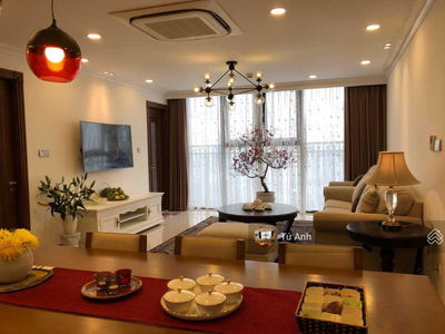 D'. Le Pont D'or - Hoang Cau, Vietnam D'. Le Pont D'or - Hoang Cau, Vietnam