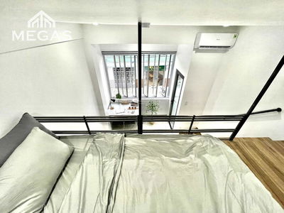 Nun Huynh Lien Street, Vietnam Nun Huynh Lien Street, Vietnam