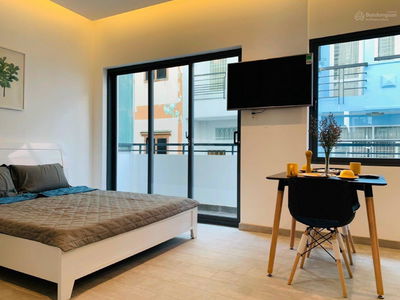 Nguyen Van Cu Street, Vietnam Nguyen Van Cu Street, Vietnam