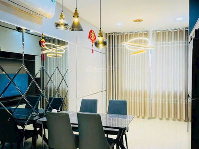 Topaz Elite, Vietnam Topaz Elite, Vietnam