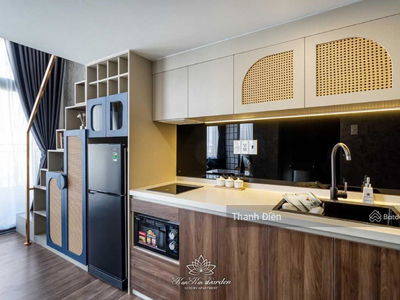 Ngo Tat To Street, Vietnam Ngo Tat To Street, Vietnam