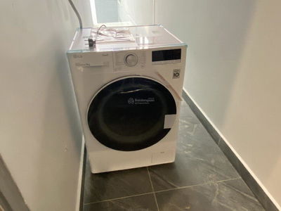 The Nine, Vietnam The Nine, Vietnam