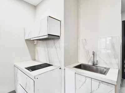 Phan Xich Long Street, Vietnam Phan Xich Long Street, Vietnam