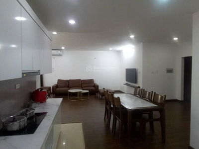 Hoang Dao Thuy Street, Vietnam Hoang Dao Thuy Street, Vietnam