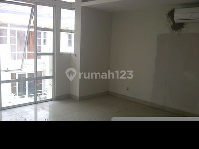 Logement dans Jakarta, Indonesia  Logement dans Jakarta, Indonesia