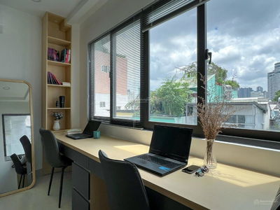 Nguyen Cuu Van Street, Vietnam Nguyen Cuu Van Street, Vietnam