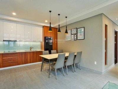 100, Vietnam 100, Vietnam