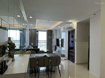 ST Moritz Pham Van Dong