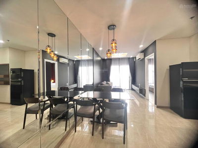 The Monarchy, Vietnam  The Monarchy, Vietnam