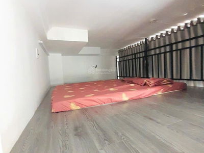 Mai Chi Tho Street, Vietnam Mai Chi Tho Street, Vietnam