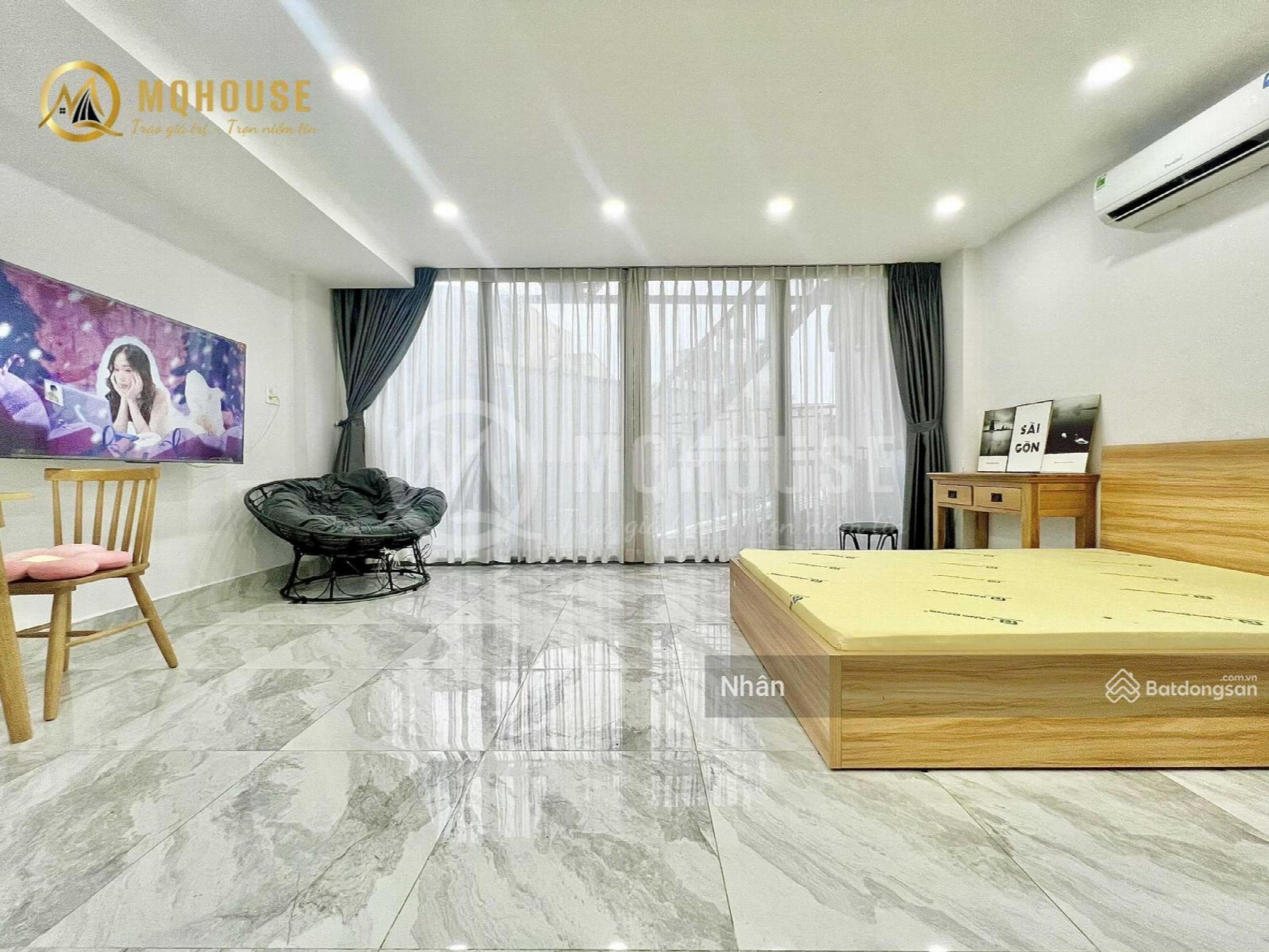 Chu Van An Street, Vietnam Chu Van An Street, Vietnam