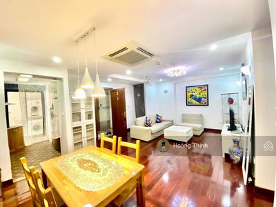 Hai Ba Trung Street, Vietnam Hai Ba Trung Street, Vietnam