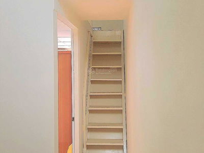 Co Bac Street, Vietnam  Co Bac Street, Vietnam