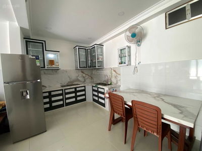 Tran Phu Street, Vietnam Tran Phu Street, Vietnam