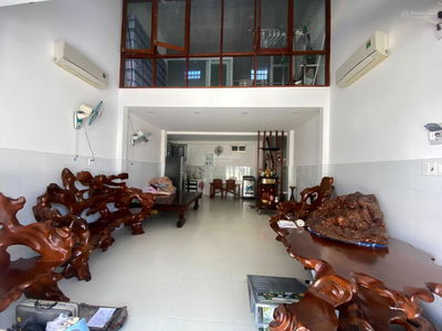 Tran Phu Street, Vietnam Tran Phu Street, Vietnam