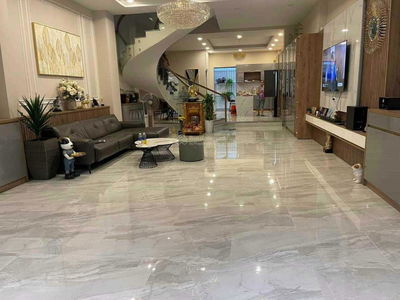 Phan Dang Luu Street, Vietnam  Phan Dang Luu Street, Vietnam