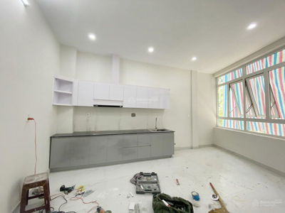 Hoang Hoa Tham Street, Vietnam Hoang Hoa Tham Street, Vietnam