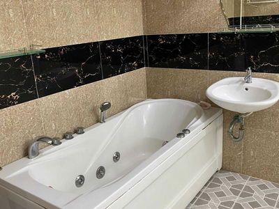 City Cadre Academy on Chu Van An Street, Vietnam City Cadre Academy on Chu Van An Street, Vietnam