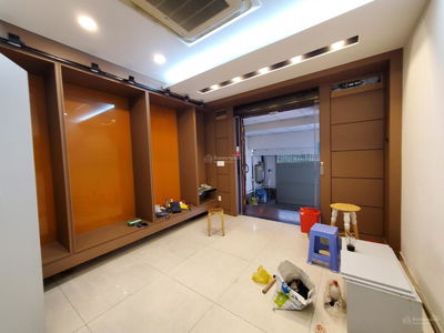 Song Hanh Street, Vietnam Song Hanh Street, Vietnam