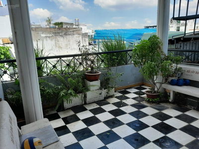 Le Duc Tho Street, Vietnam Le Duc Tho Street, Vietnam