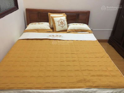 Ba Trieu Street, Vietnam Ba Trieu Street, Vietnam