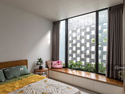 Ton Duc Thang Street, Vietnam Ton Duc Thang Street, Vietnam