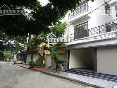 Xuan La Street, Vietnam Xuan La Street, Vietnam