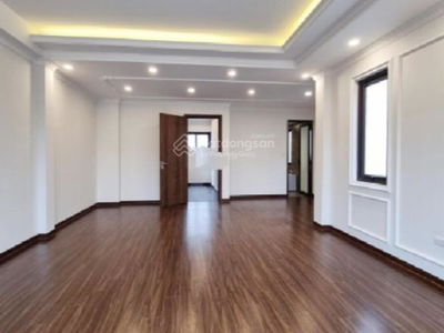 Thai Ha Street, Vietnam Thai Ha Street, Vietnam