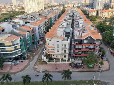 Him Lam Kenh Te, Vietnam  Him Lam Kenh Te, Vietnam