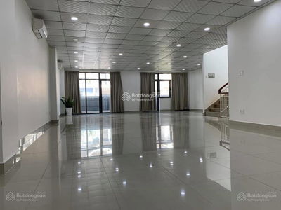 Him Lam Kenh Te, Vietnam  Him Lam Kenh Te, Vietnam