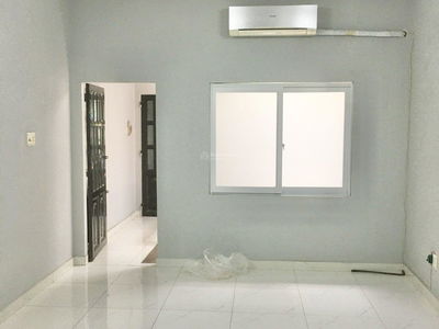 Quang Trung Street, Vietnam Quang Trung Street, Vietnam