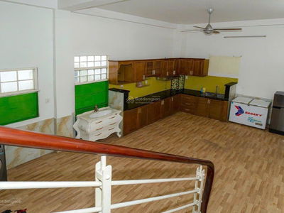 Bung Ong Thoan Street, Vietnam  Bung Ong Thoan Street, Vietnam