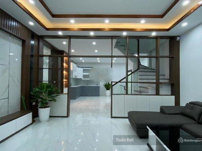 Lang Ha Street, Vietnam Lang Ha Street, Vietnam