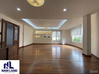 Tran Nao Street, Vietnam  Tran Nao Street, Vietnam