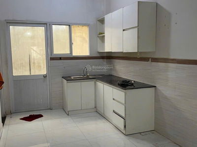 Le Hong Phong Street, Vietnam Le Hong Phong Street, Vietnam