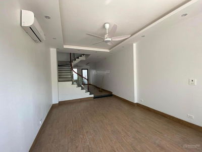 Le Trong Tan Street, Vietnam Le Trong Tan Street, Vietnam