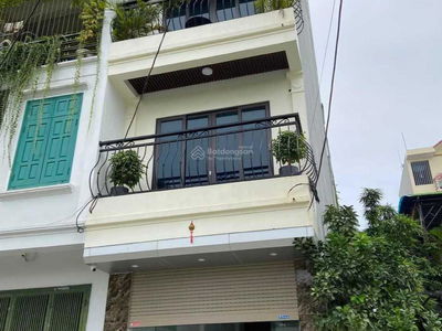 Road 32, Vietnam Road 32, Vietnam