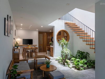 Van Bao Street, Vietnam Van Bao Street, Vietnam