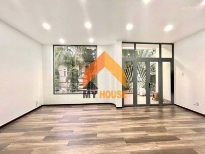 Thao Dien Street, Vietnam Thao Dien Street, Vietnam