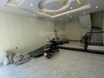 Phu Dien Street, Vietnam Phu Dien Street, Vietnam