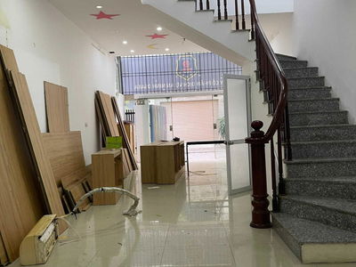 Le Quang Dao Street, Vietnam Le Quang Dao Street, Vietnam